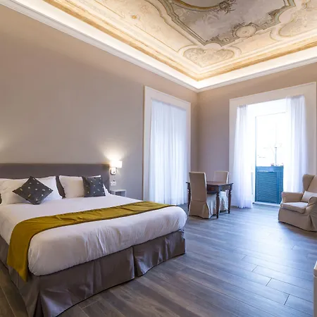 Foro Carolino S&b 4* Napoli
