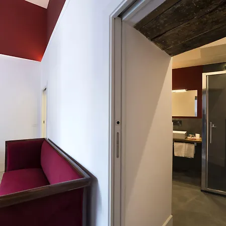 Foro Carolino S&b Bed & Breakfast Napoli