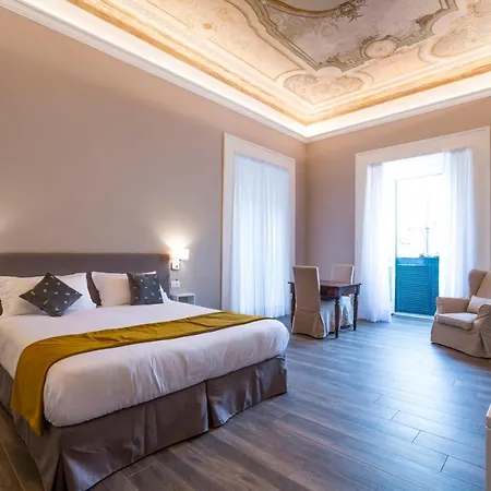 Foro Carolino S&b 4* Napoli