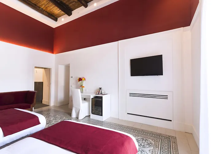 Foro Carolino S&b 4* Napoli