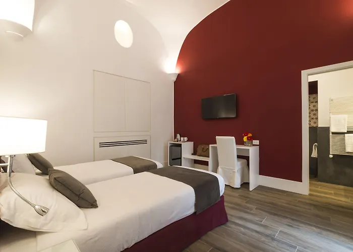Foro Carolino S&b 4* Napoli