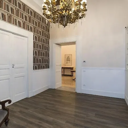 Foro Carolino S&b נאפולי