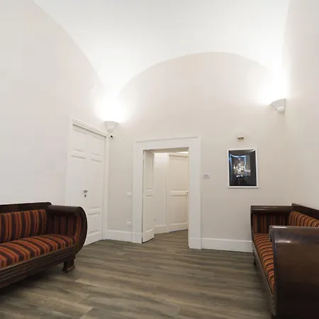 Foro Carolino S&b فندق مبيت وإفطار نابولي