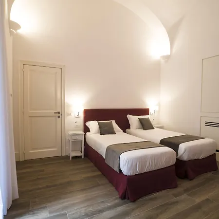 Foro Carolino S&b فندق مبيت وإفطار نابولي