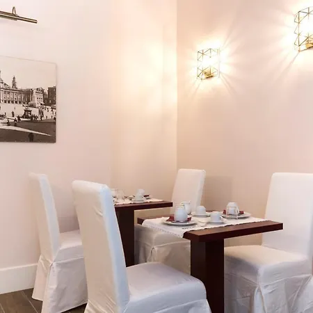 فندق مبيت وإفطار Foro Carolino S&b