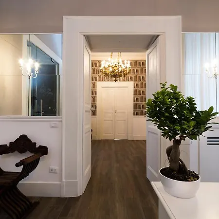 Foro Carolino Bed and breakfast Nápoles